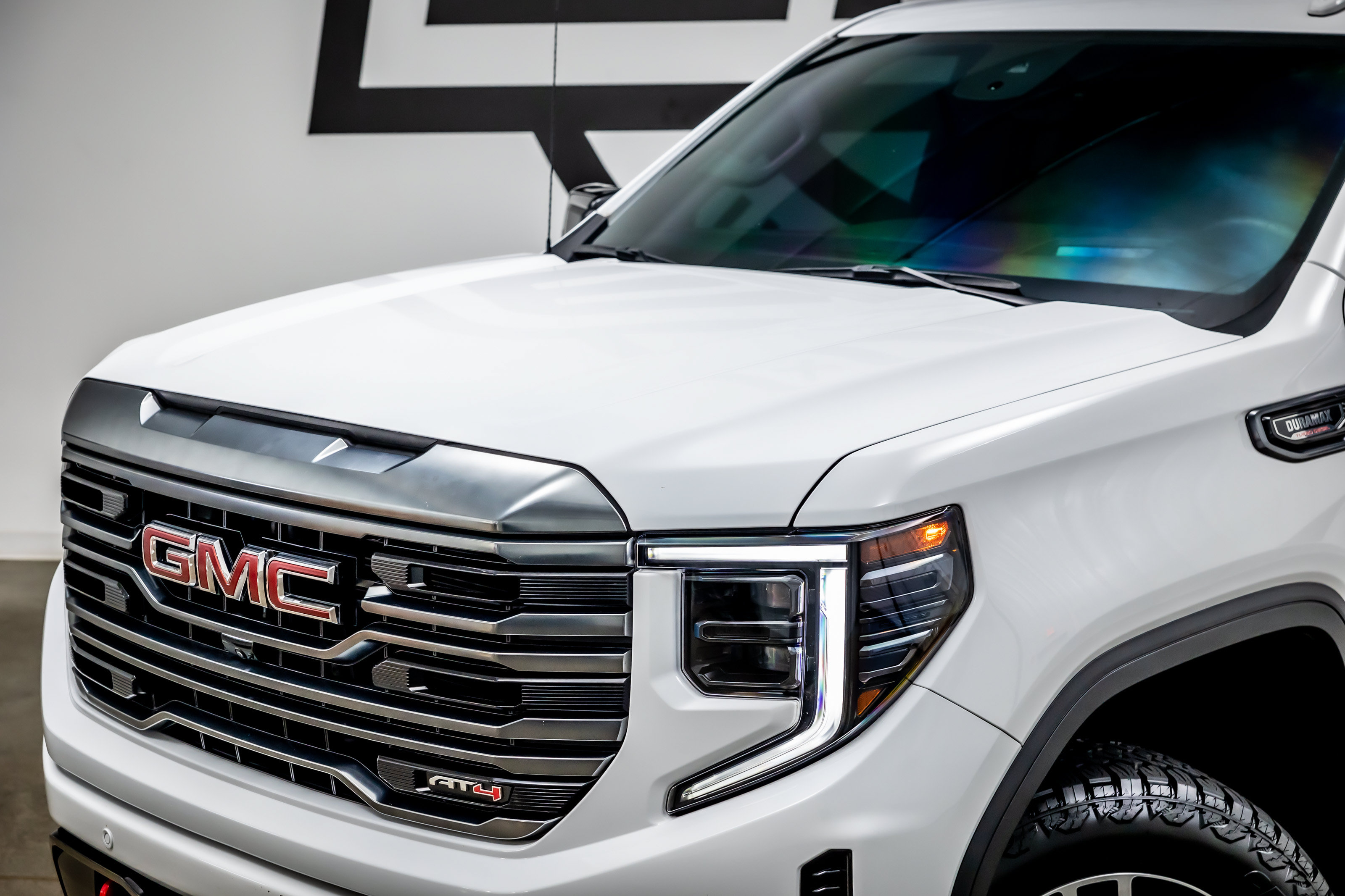 Used 2024 GMC Sierra 1500 AT4 w/ Technology Package AWD/4WD image 23