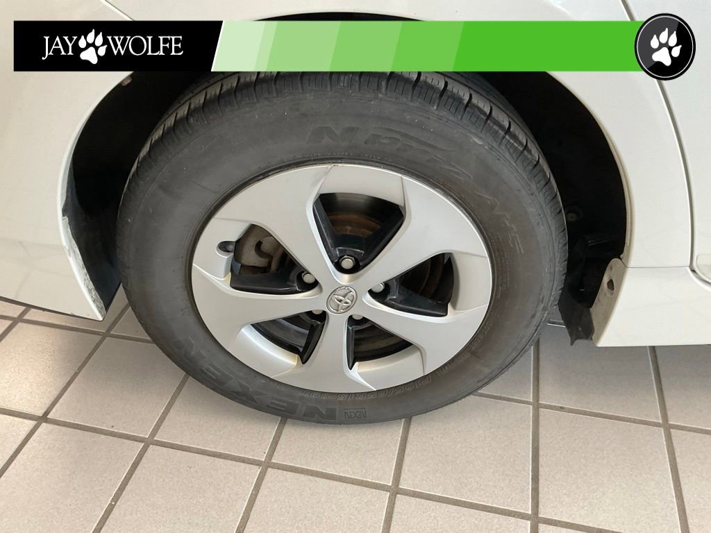 Used 2015 Toyota Prius Two image 7