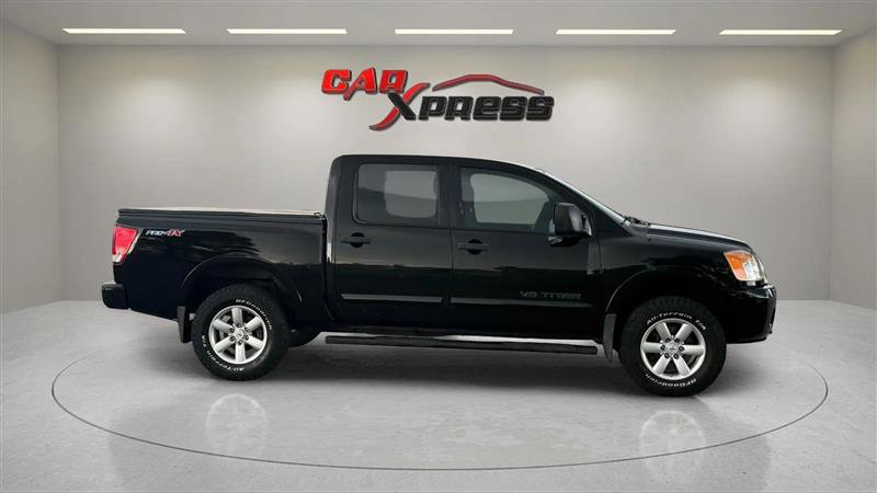 Used 2013 Nissan Titan PRO-4X image 6