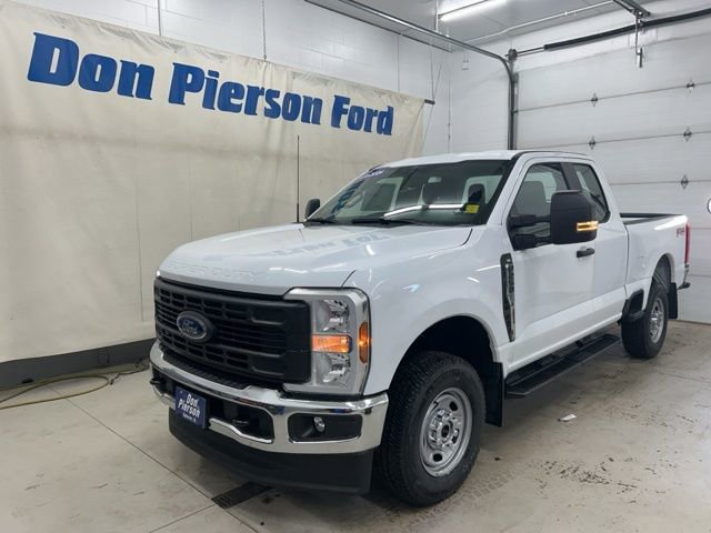 New 2026 Ford F250 XL w/ FX4 Off-Road Package