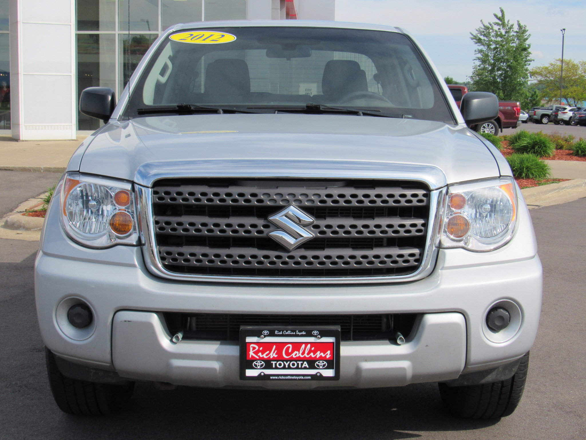 Used 2012 Suzuki Equator Sport AWD/4WD image 3