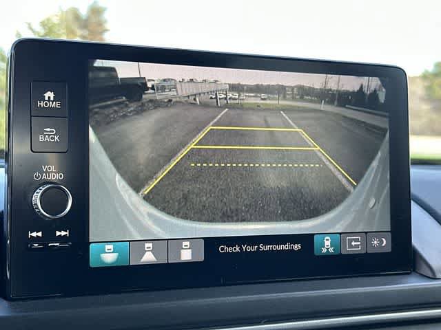 Used 2023 Honda Pilot Touring image 15