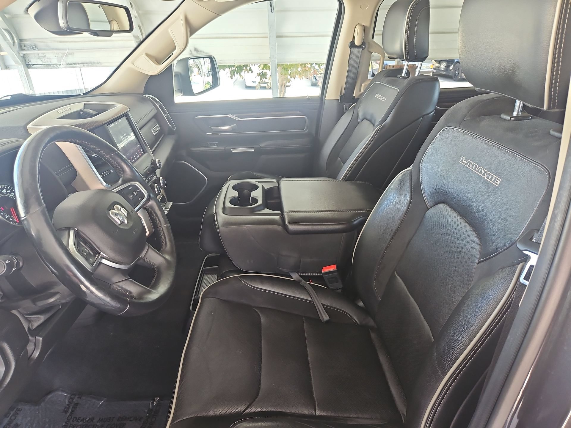 Used 2019 RAM 1500 Laramie w/ Off Road Group AWD/4WD image 15