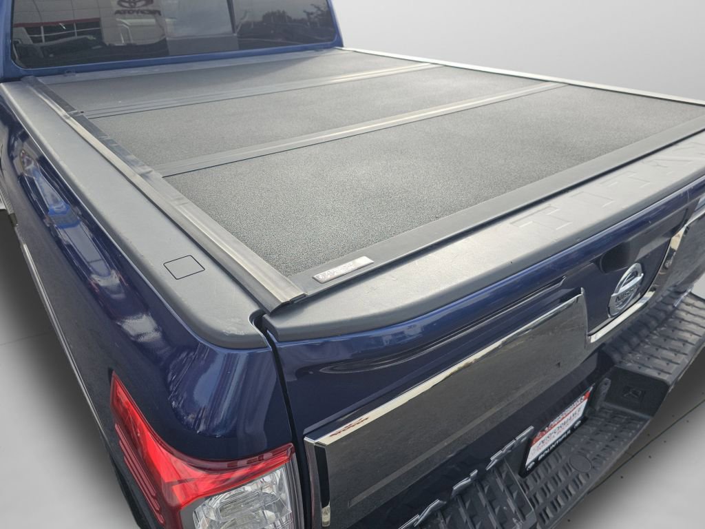 Used 2017 Nissan Titan Platinum Reserve image 30