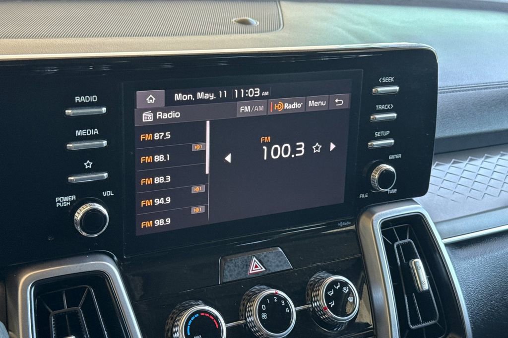 Used 2023 Kia Sorento LX FWD image 16