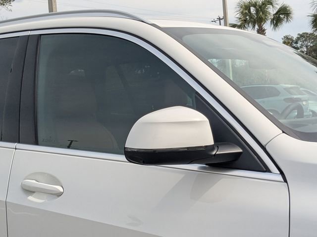 New 2026 BMW X5 sDrive40i image 13