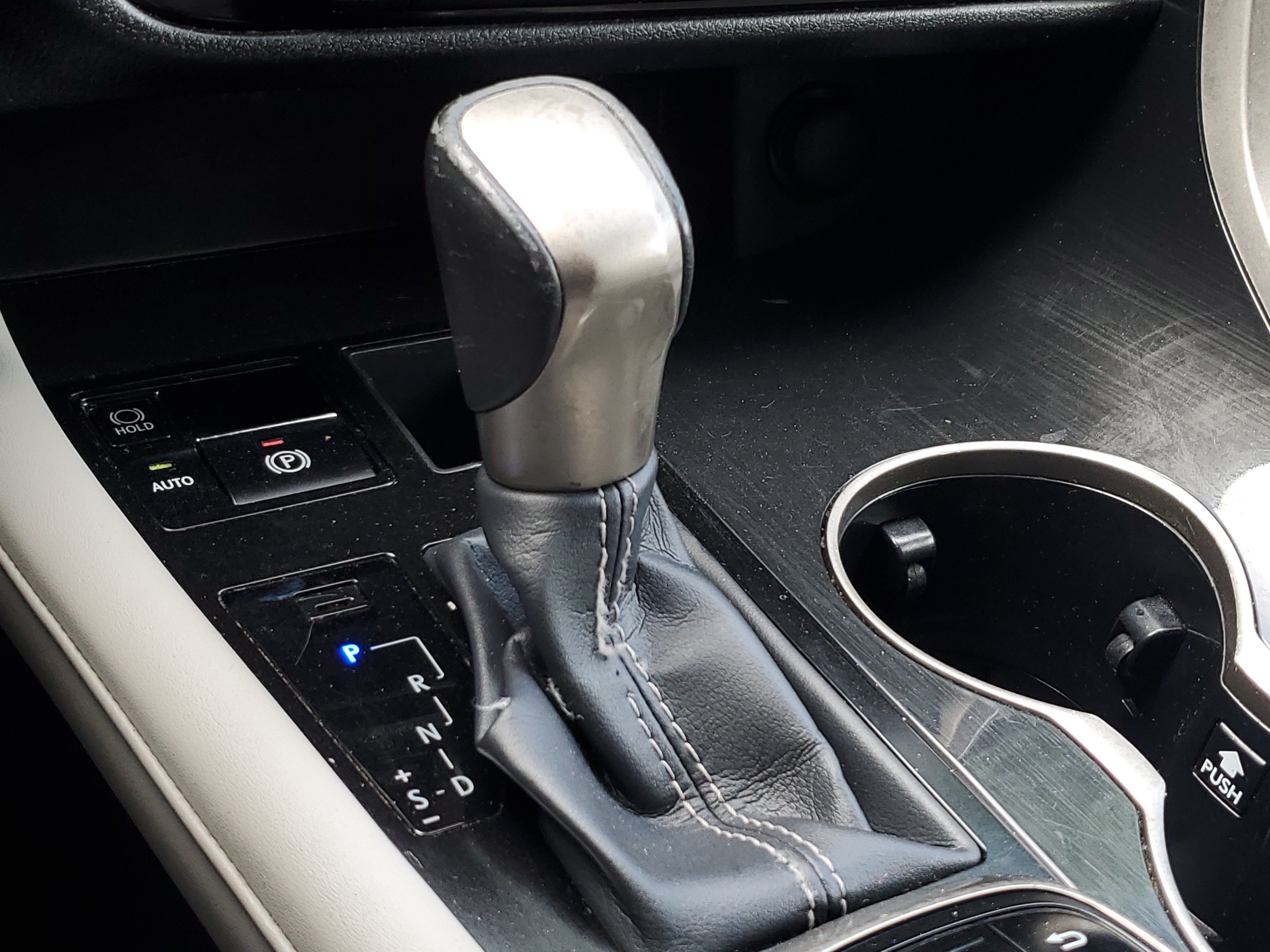 Used 2019 Lexus RX 350 FWD w/ Accessory Package image 32