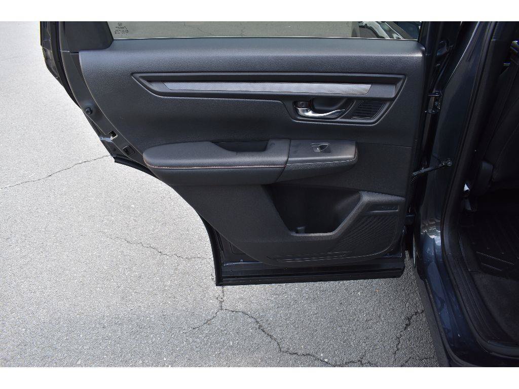 Used 2025 Honda CR-V Sport-L image 28
