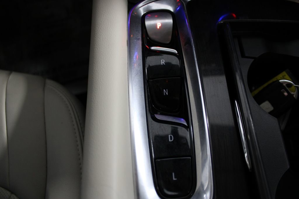 Used 2024 Buick Enclave Essence w/ Sport Touring Edition image 44