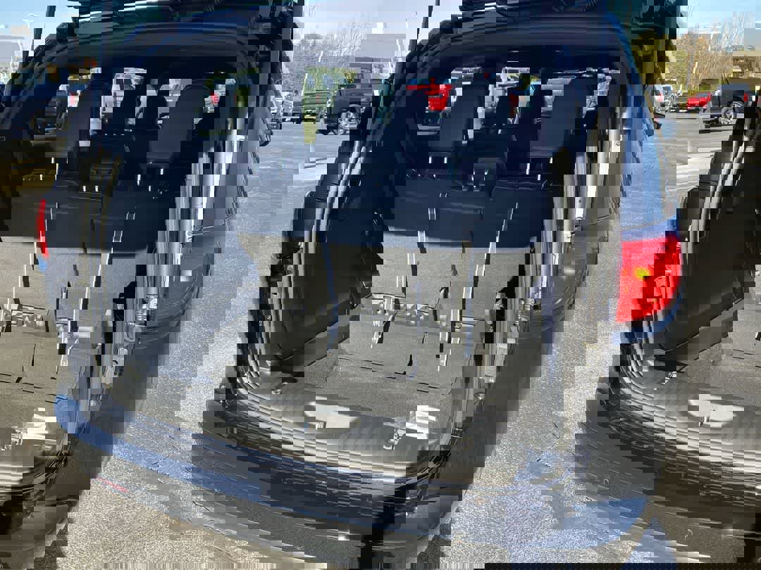 New 2026 Chrysler Voyager LX image 23