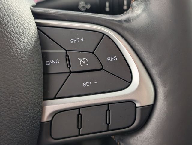 Used 2019 Jeep Compass Latitude w/ Popular Equipment Group image 16