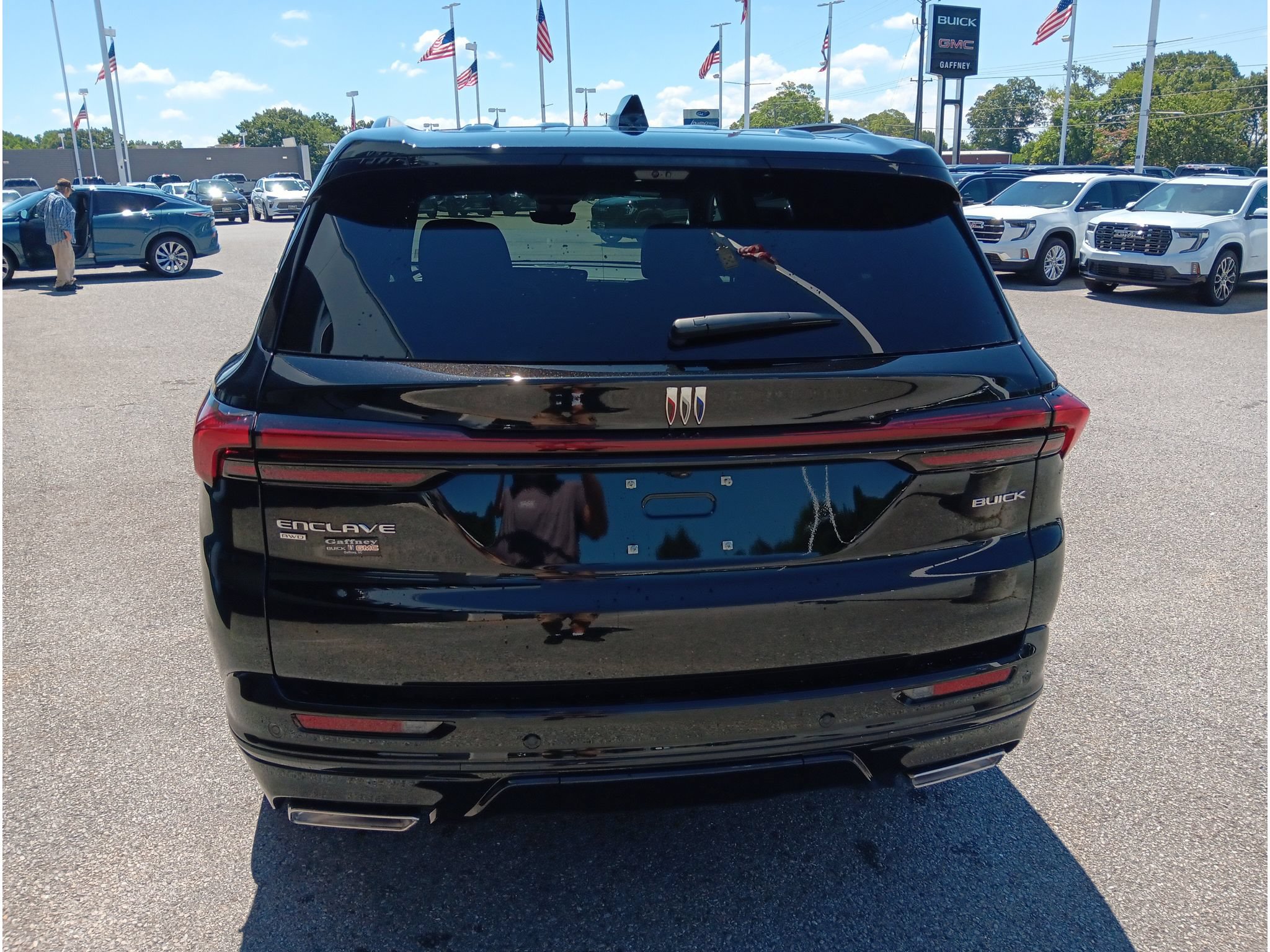 New 2026 Buick Enclave Sport Touring w/ Power Package AWD/4WD image 4