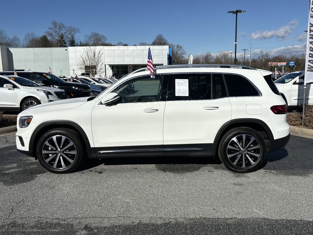 Used 2021 Mercedes-Benz GLB 250 w/ Premium Package image 6