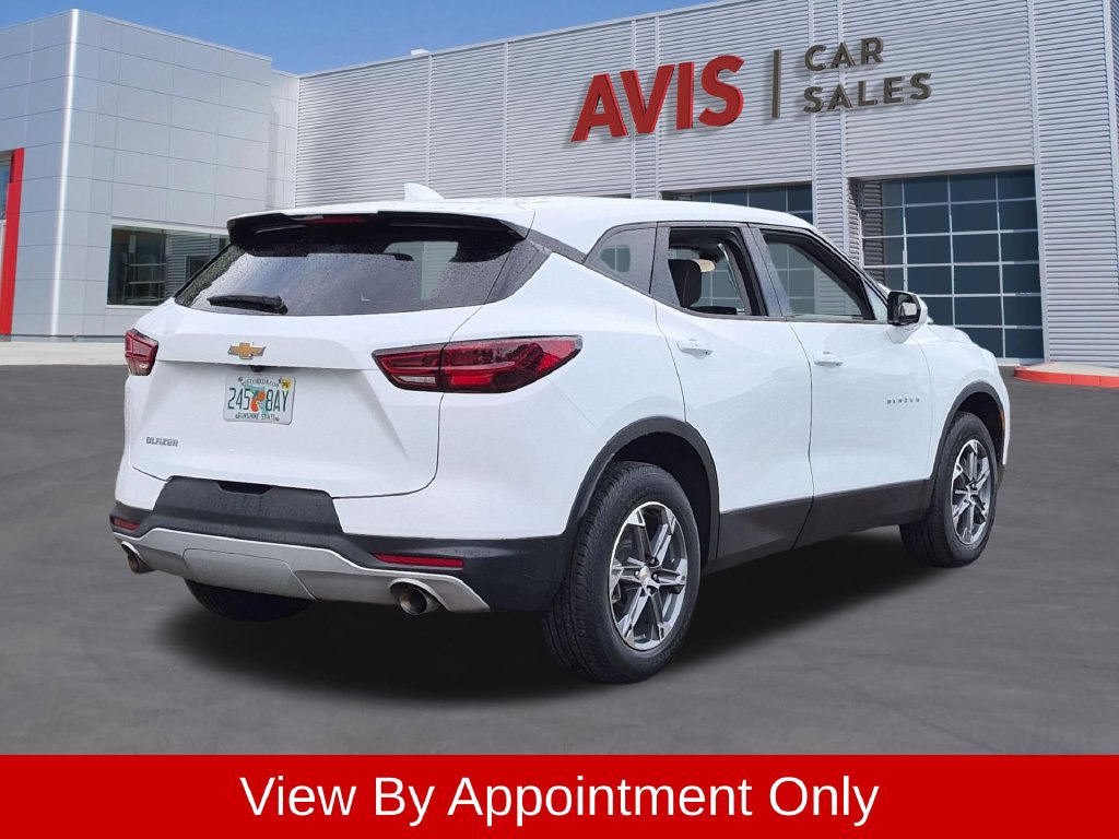 Used 2025 Chevrolet Blazer LT FWD image 6