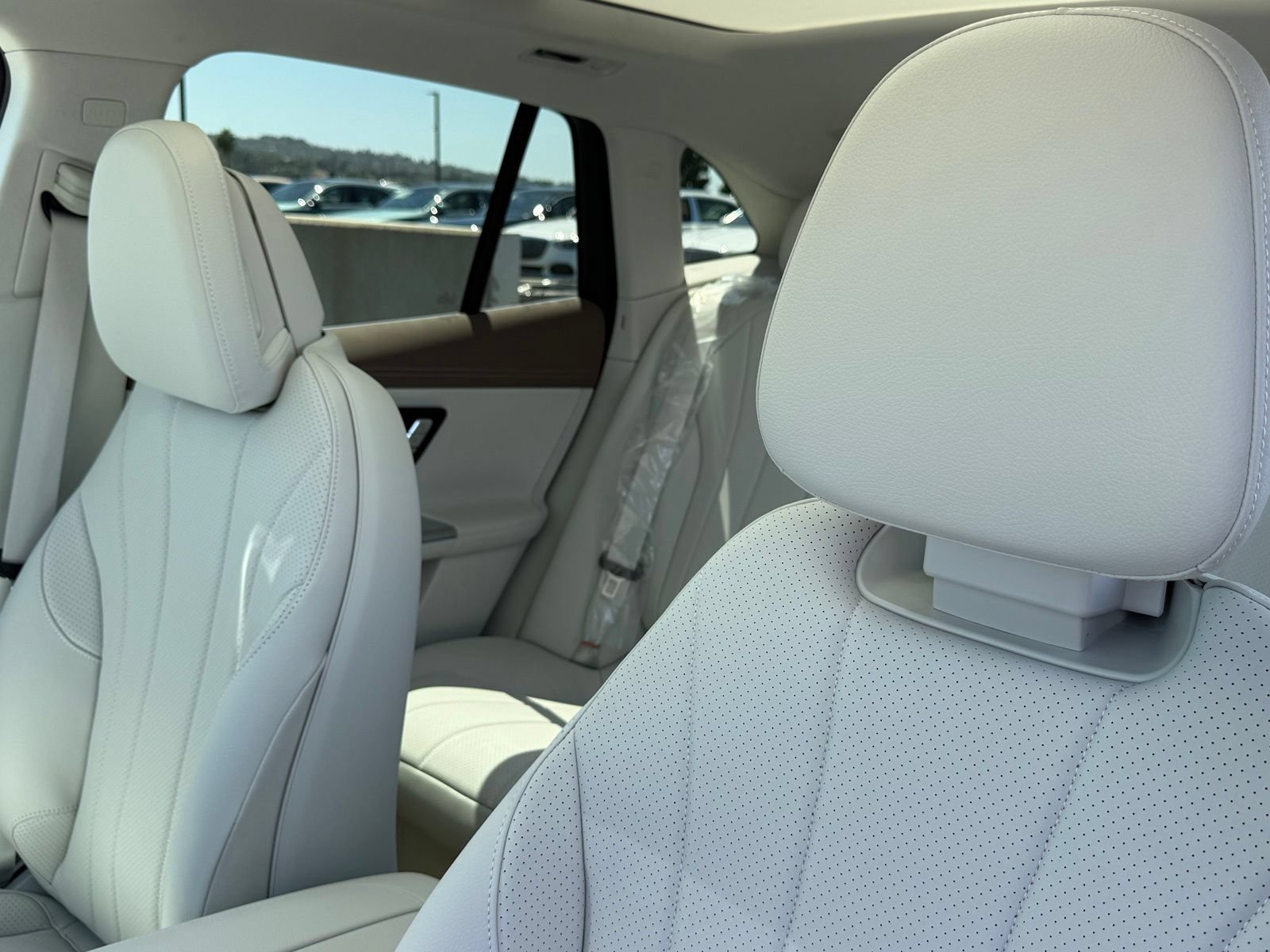 New 2027 Mercedes-Benz EQE 320+ SUV image 17