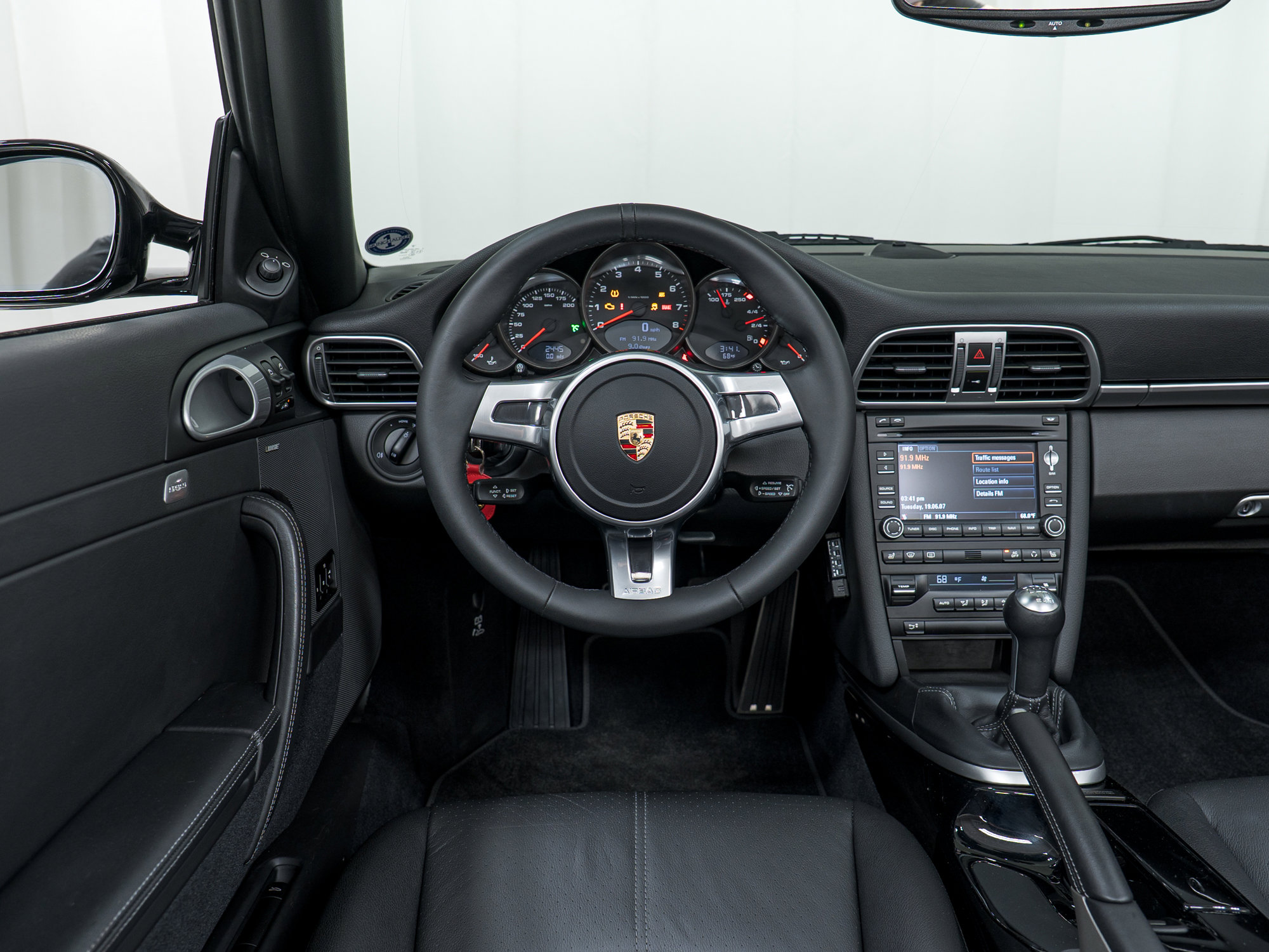 Used 2012 Porsche 911 Carrera Black Edition image 22