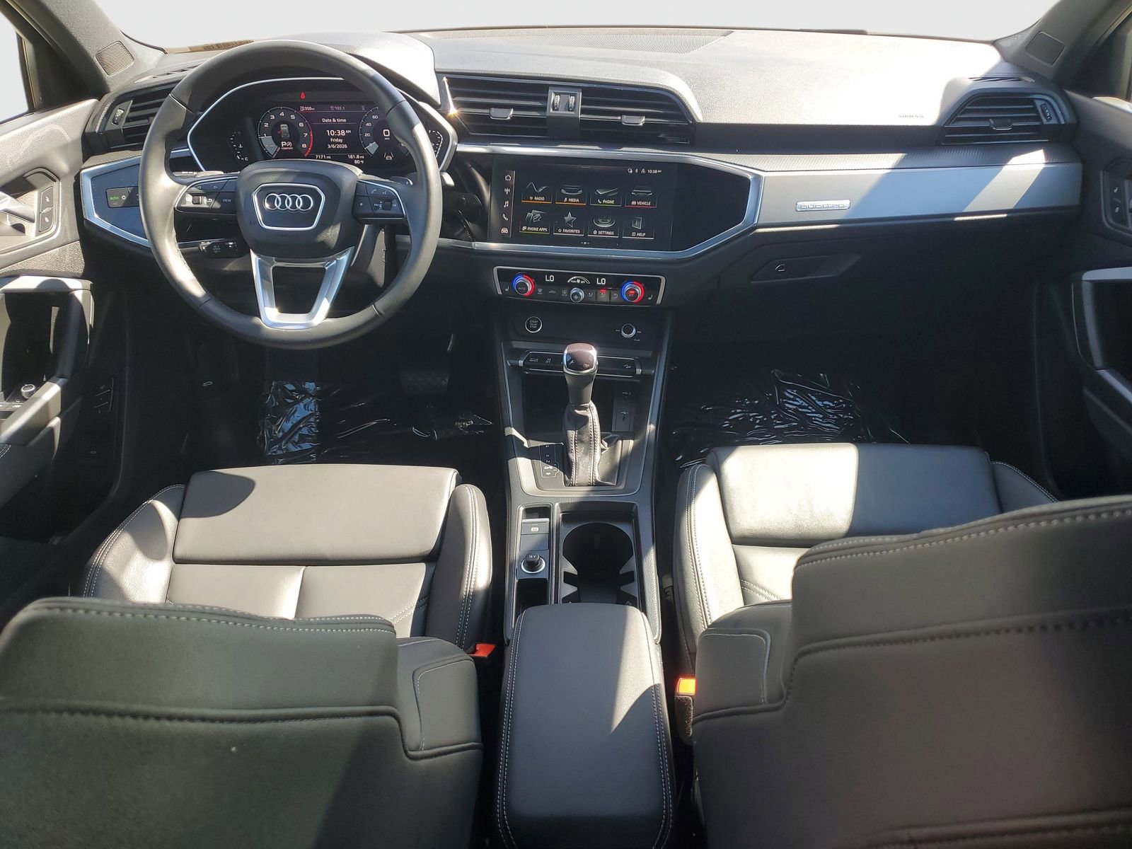 Used 2025 Audi Q3 2.0T Premium w/ Convenience Package image 11