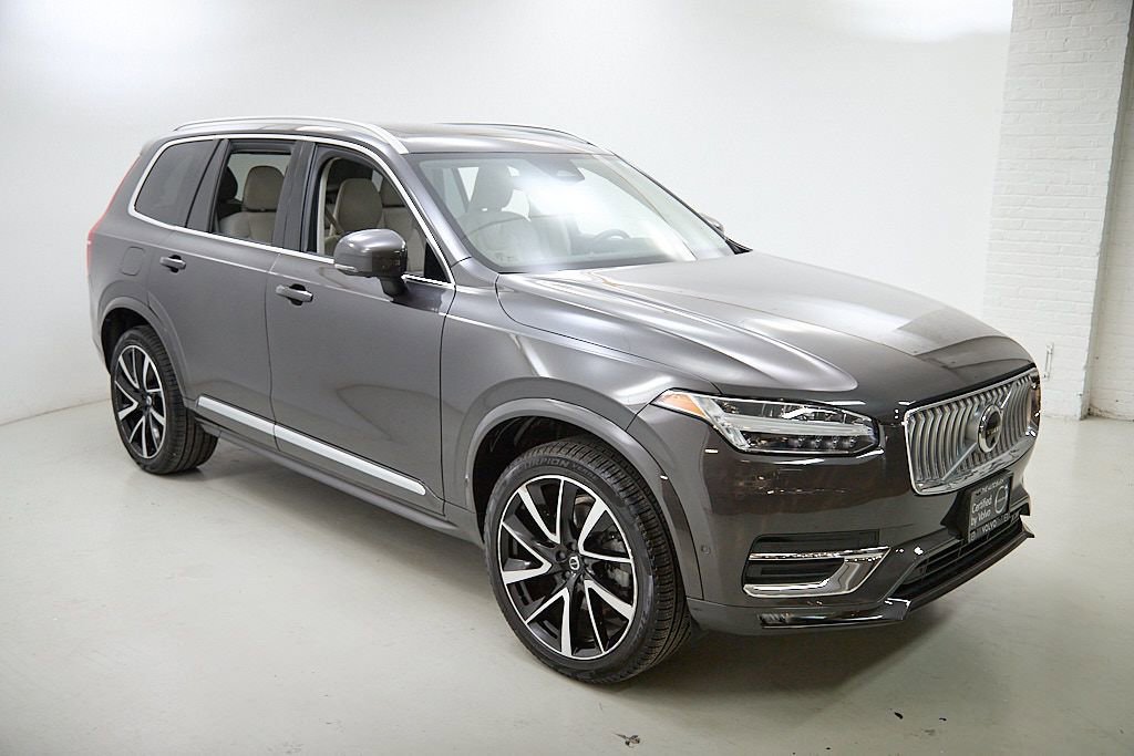 Used 2024 Volvo XC90 B6 Plus w/ Protection Package Premier image 4