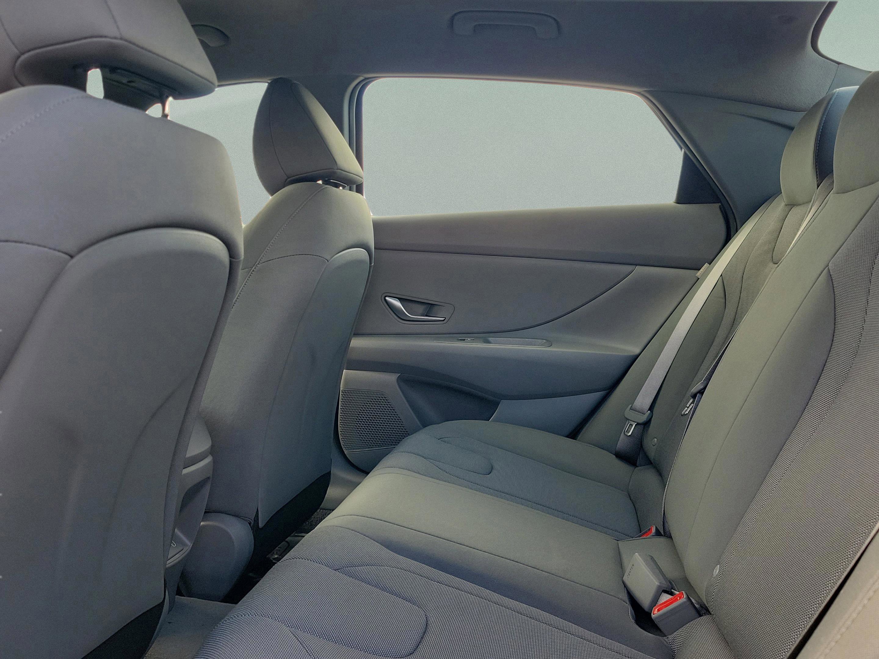 New 2026 Hyundai Elantra SE image 10