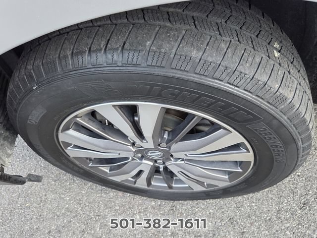 Used 2020 Nissan Pathfinder SV AWD/4WD image 7