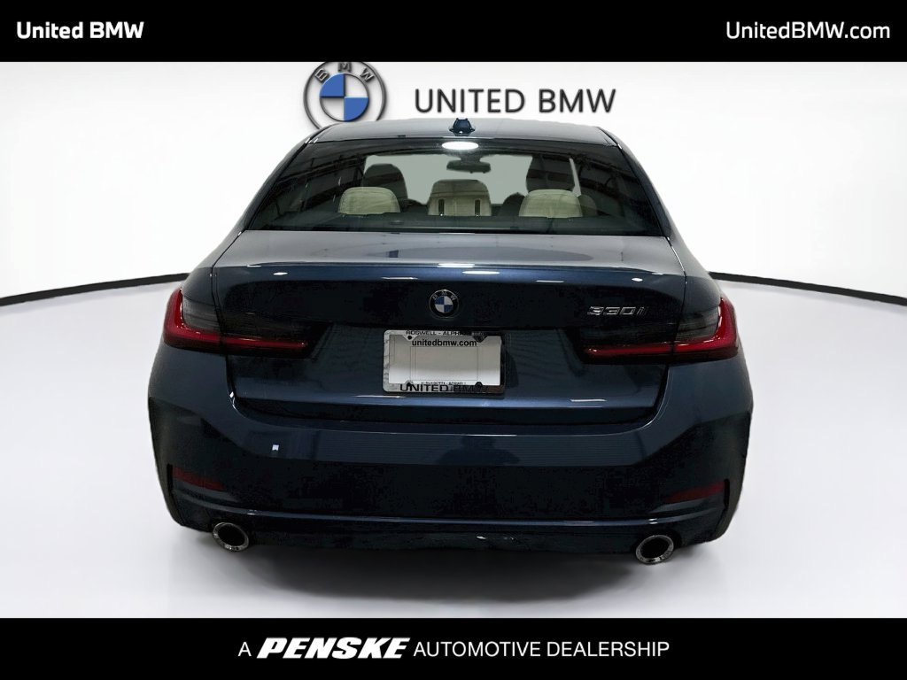 New 2026 BMW 330i Sedan w/ Convenience Package RWD image 6