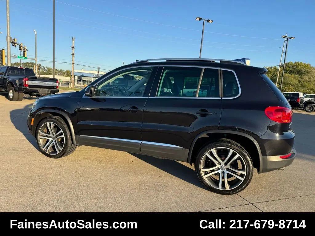 Used 2017 Volkswagen Tiguan SEL image 12