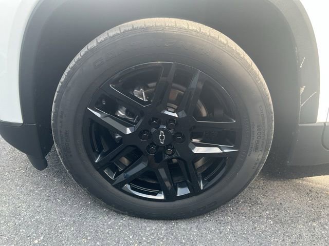 Used 2020 Chevrolet Traverse LT FWD image 15