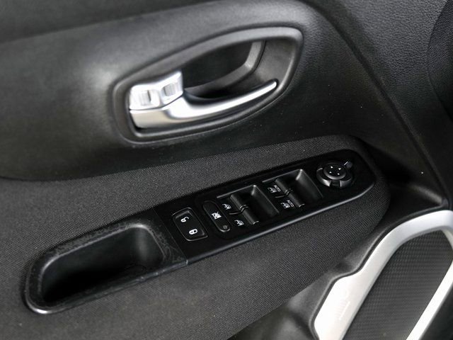 Used 2020 Jeep Renegade Sport w/ Sport Appearance Group FWD image 28