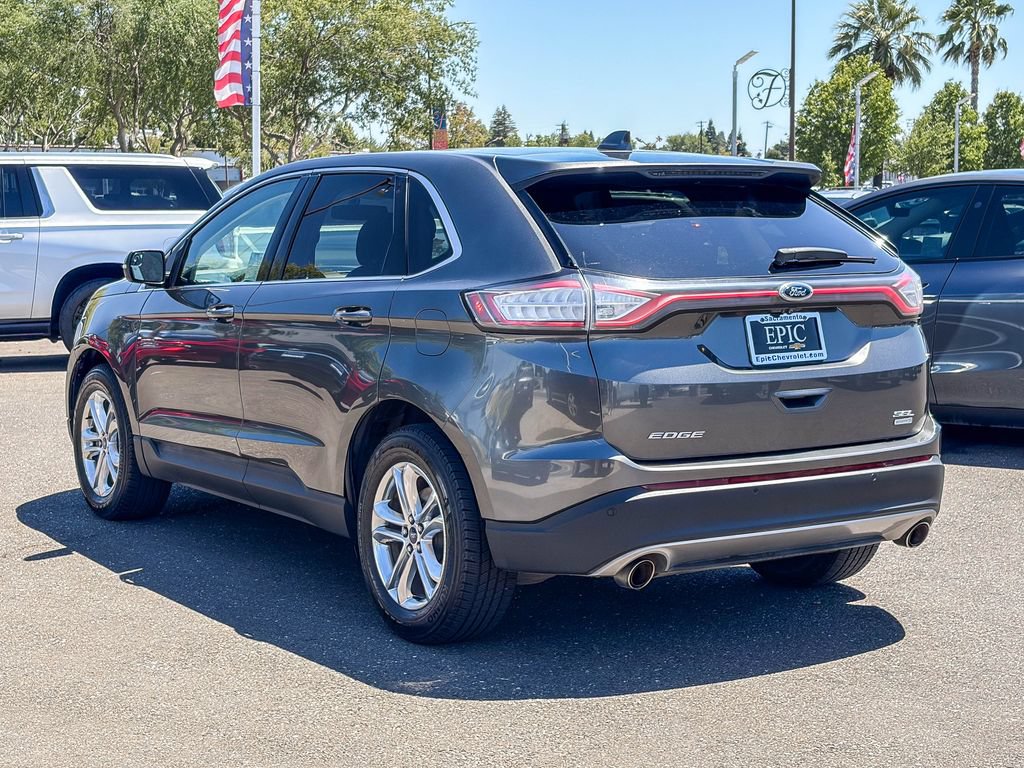 Used 2018 Ford Edge SEL w/ Equipment Group 201A FWD image 2