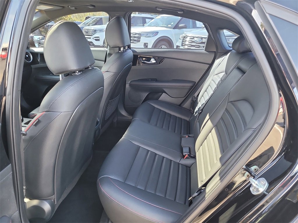 Used 2022 Kia Forte GT w/ GT2 Package image 11