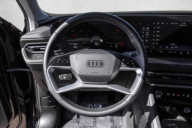 Certified 2025 Audi Q5 Premium w/ Convenience Package image 12