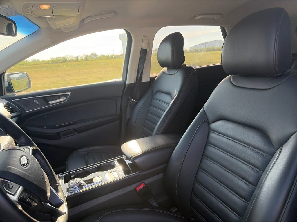 Used 2019 Ford Edge SEL w/ Equipment Group 201A AWD/4WD image 5