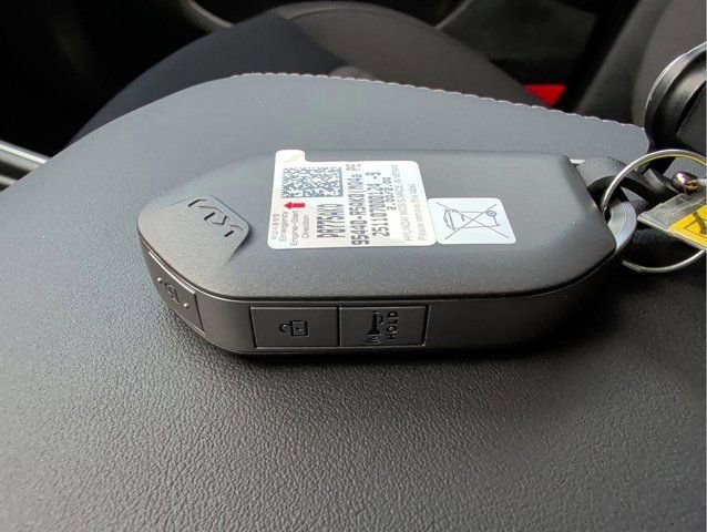 New 2026 Kia Sorento LX FWD image 32