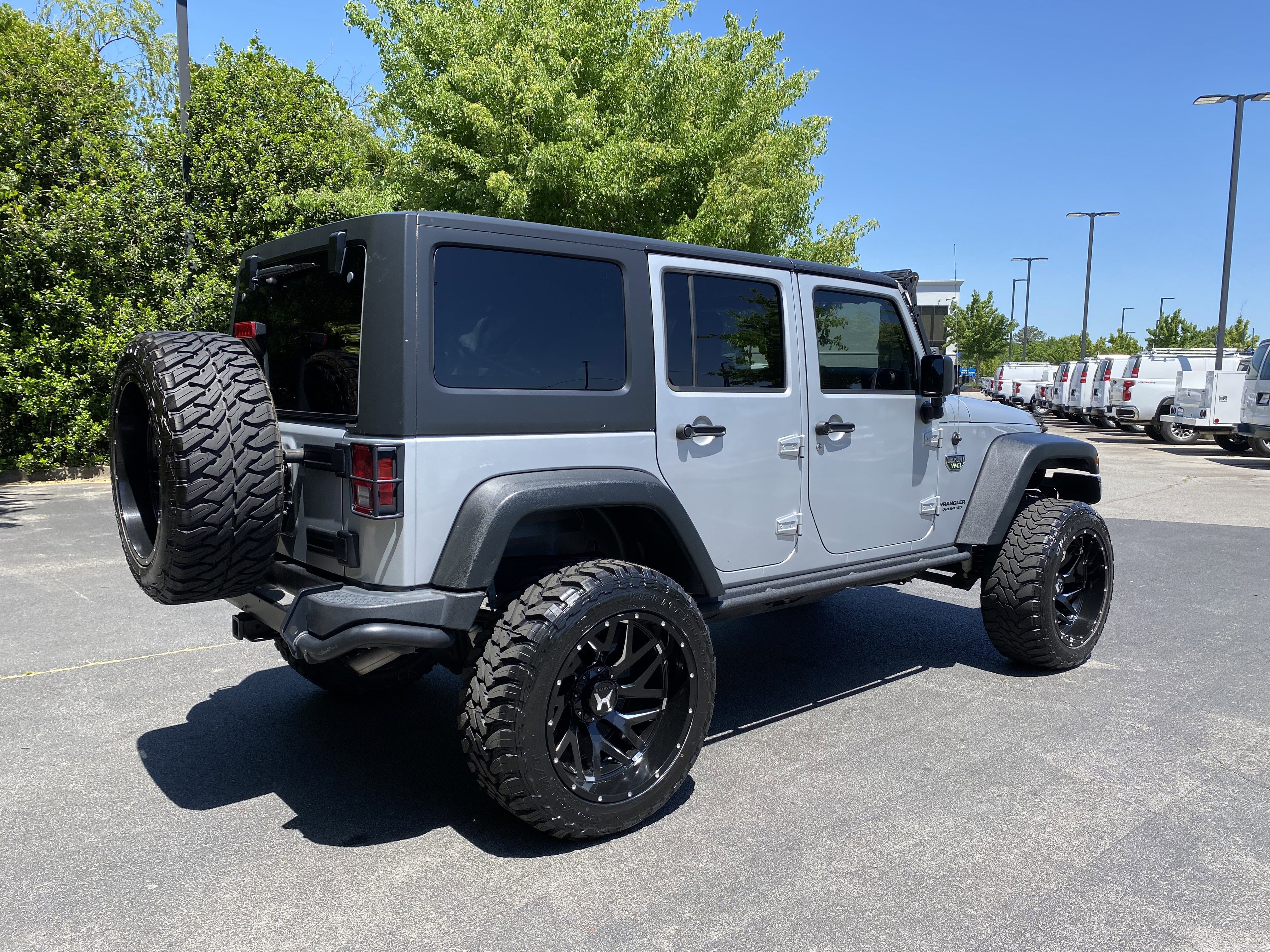 Used 2012 Jeep Wrangler Call of Duty AWD/4WD image 9