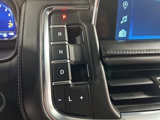 Used 2023 Chevrolet Suburban LT image 27