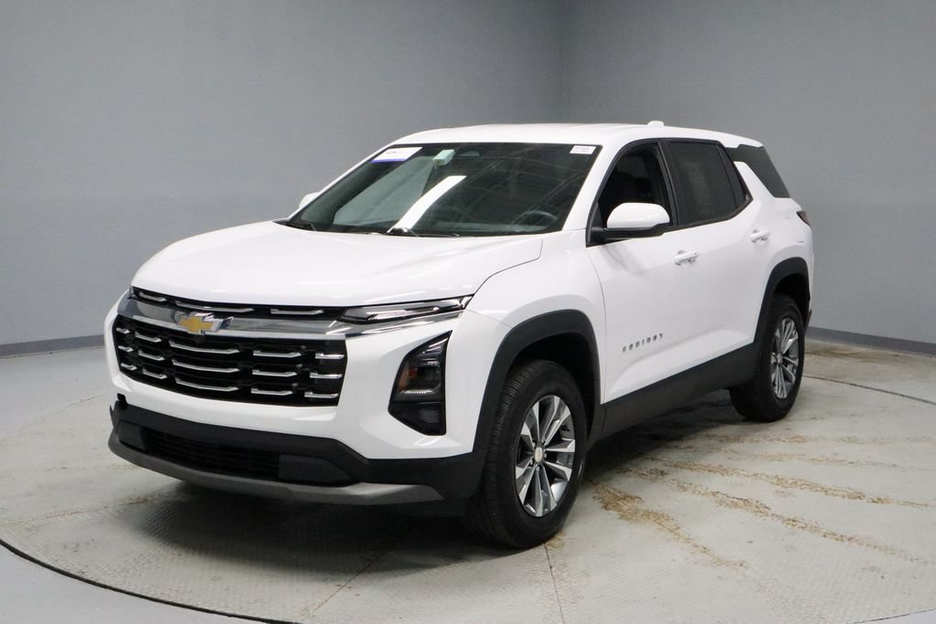 Used 2025 Chevrolet Equinox LT FWD image 6