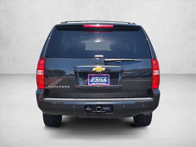 Used 2013 Chevrolet Suburban LT w/ Luxury Package AWD/4WD image 7