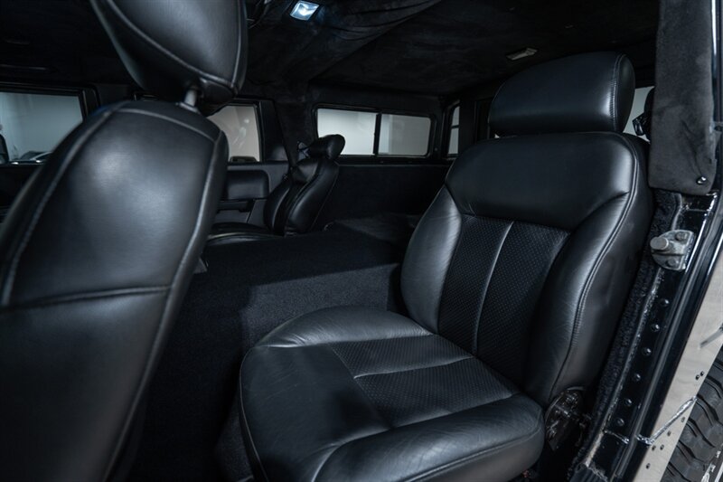 Used 2006 HUMMER H1 4-Door Wagon AWD/4WD image 32