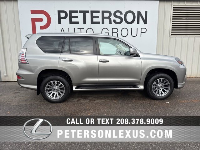Used 2023 Lexus GX 460 Premium image 2