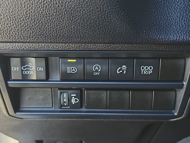 Used 2025 Toyota Tundra SR5 image 25