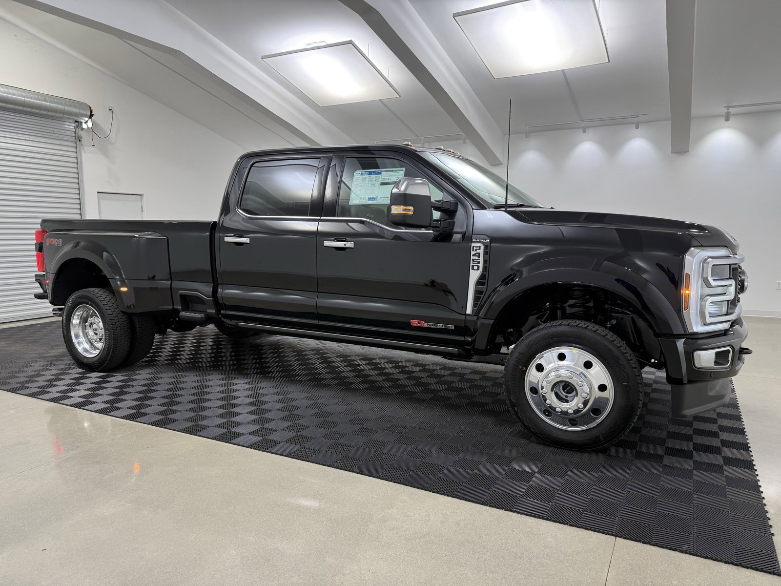 New 2026 Ford F450 Platinum