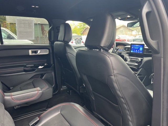 Used 2022 Ford Explorer ST-Line image 14