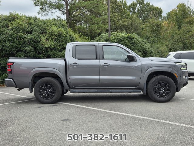 Used 2023 Nissan Frontier SV w/ Midnight Edition Package AWD/4WD image 6
