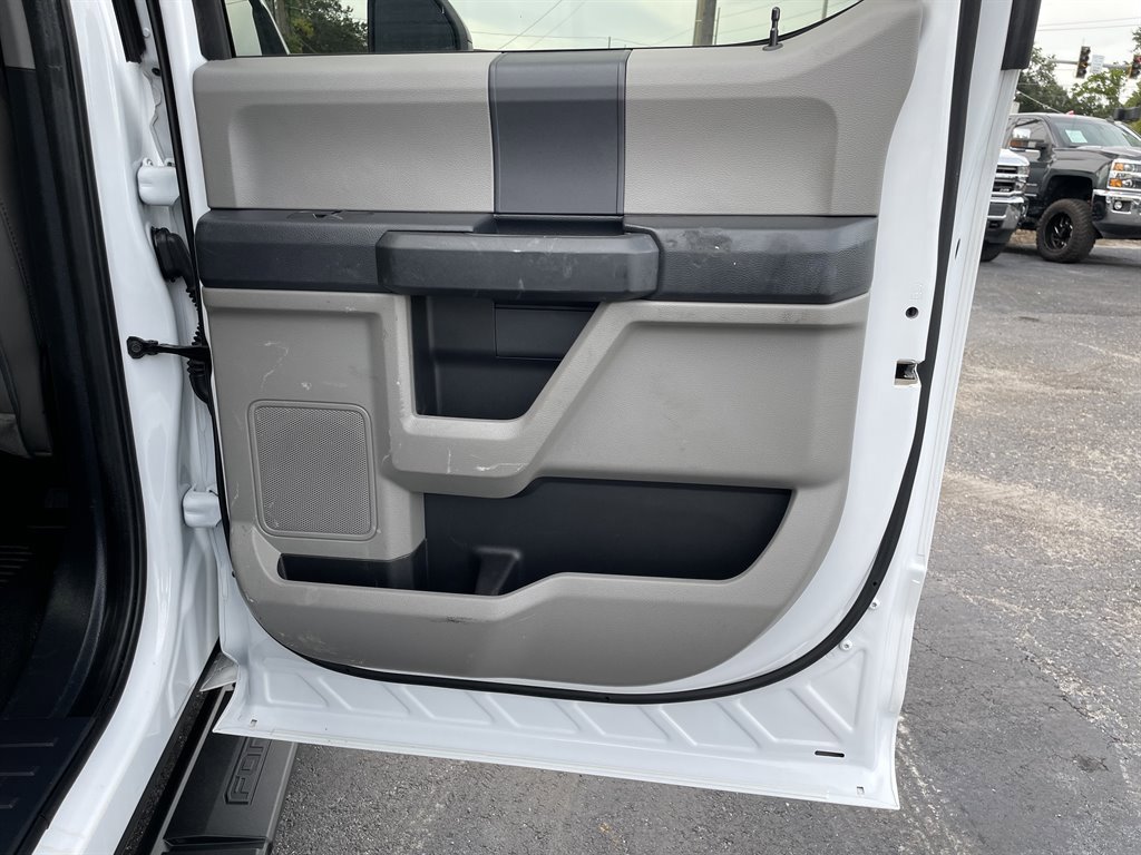 Used 2022 Ford F350 XL w/ Power Equipment Group image 37