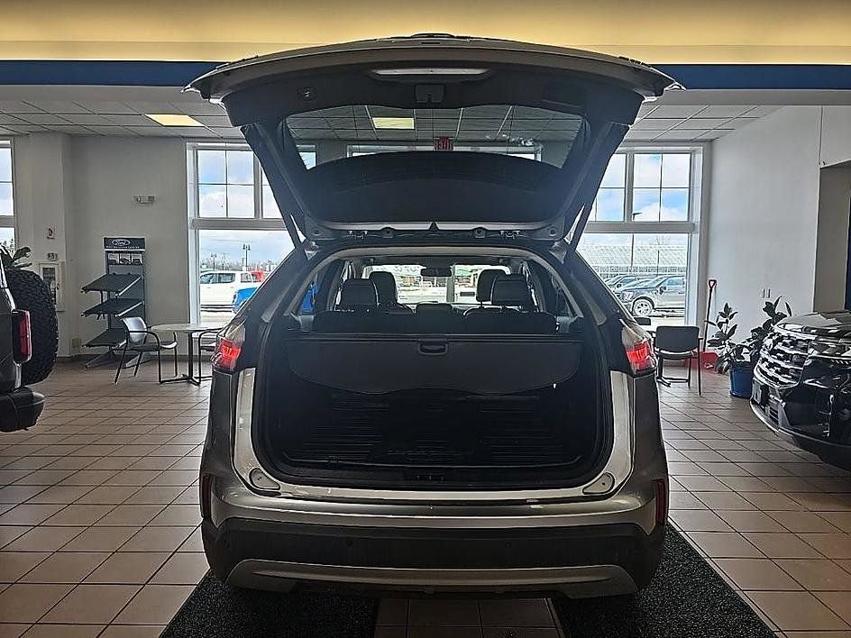 Used 2023 Ford Edge SEL w/ Convenience Package AWD/4WD image 30