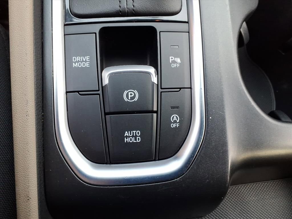 Used 2019 Hyundai Santa Fe SEL image 27