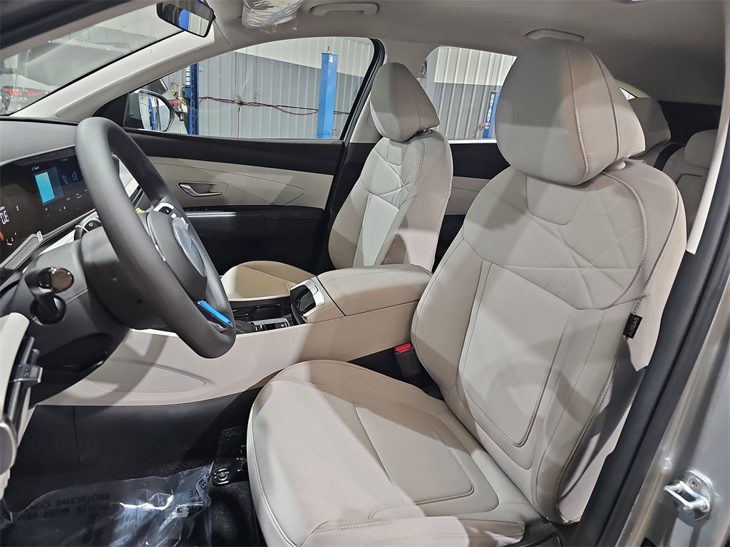 New 2026 Hyundai Tucson SE image 14