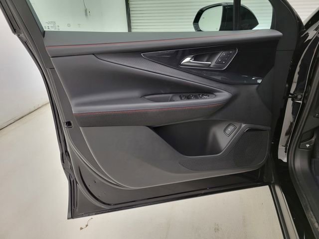 New 2025 Chevrolet Blazer EV RS image 31