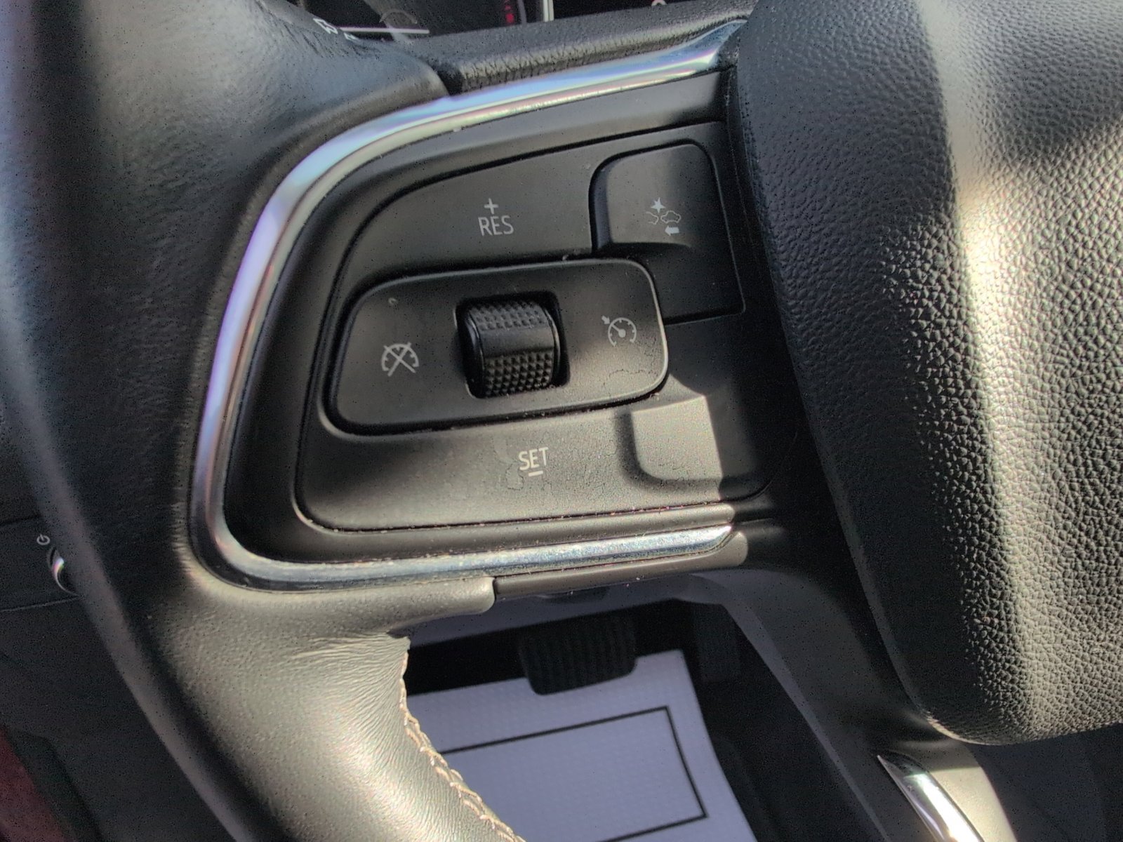 Used 2023 Buick Encore GX Preferred w/ Cold Weather Comfort Package image 16