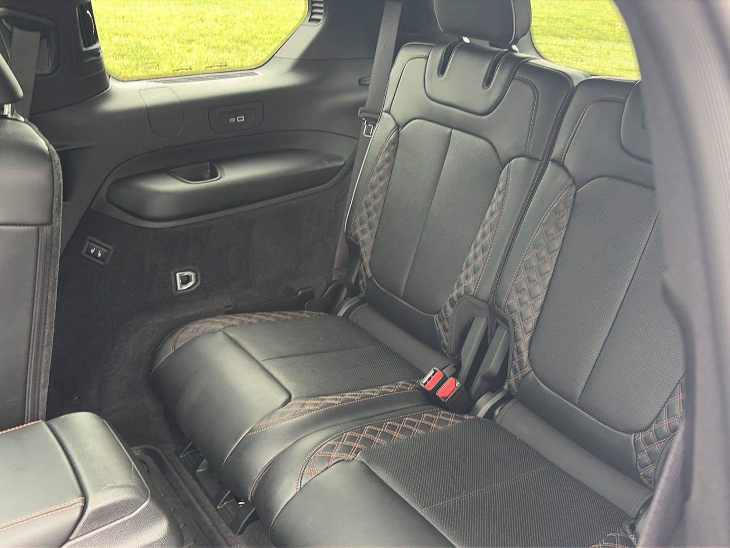 Used 2025 Jeep Grand Cherokee L Summit w/ Advanced Protech Group IV AWD/4WD image 12